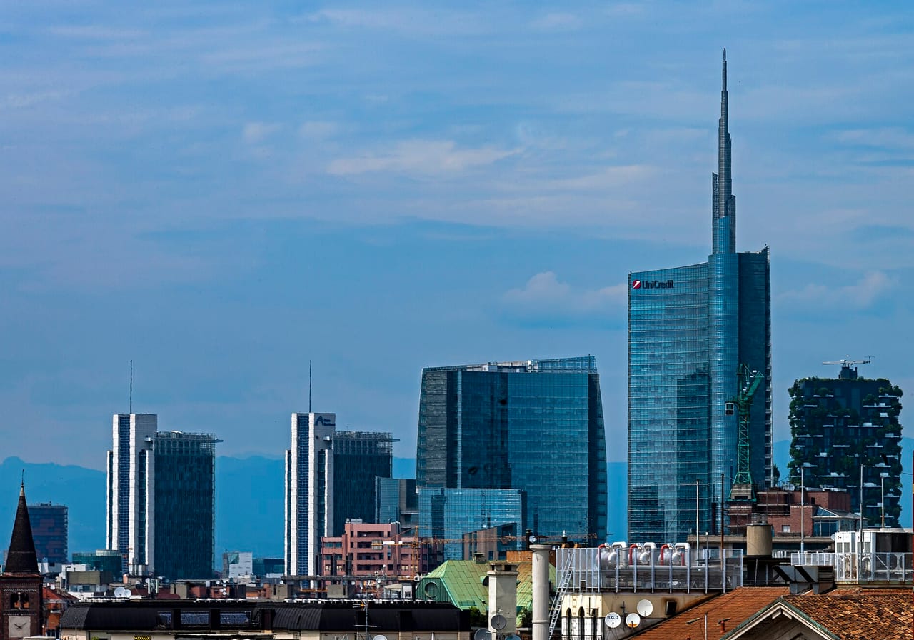 Carga completa FTL a Milán, Italia