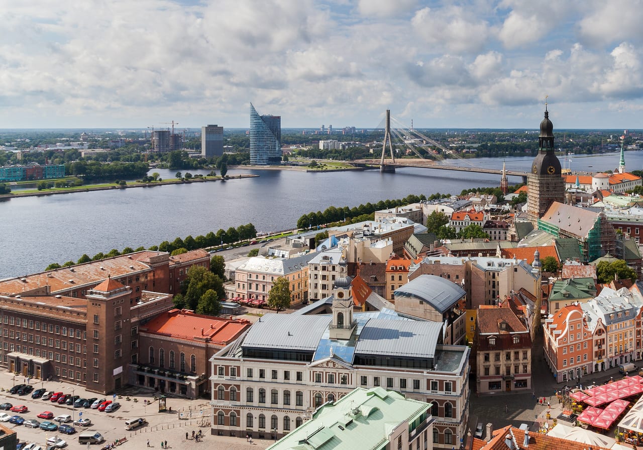 Carga completa FTL a Riga, Letonia